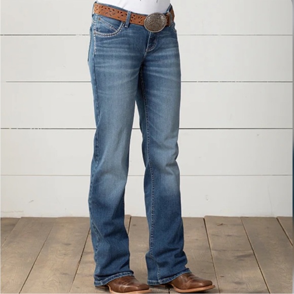 Wrangler 28 / 5 x 36 Jeans Shiloh Scarlett Ultimate Riding Jeans Low-Rise NWT - Picture 3 of 12